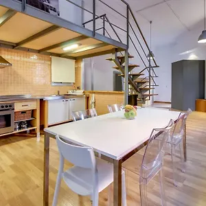 Camp Nou Apartment Appartement