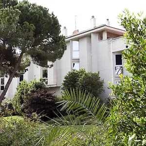 Hotel del amor Punt 14, Gavà