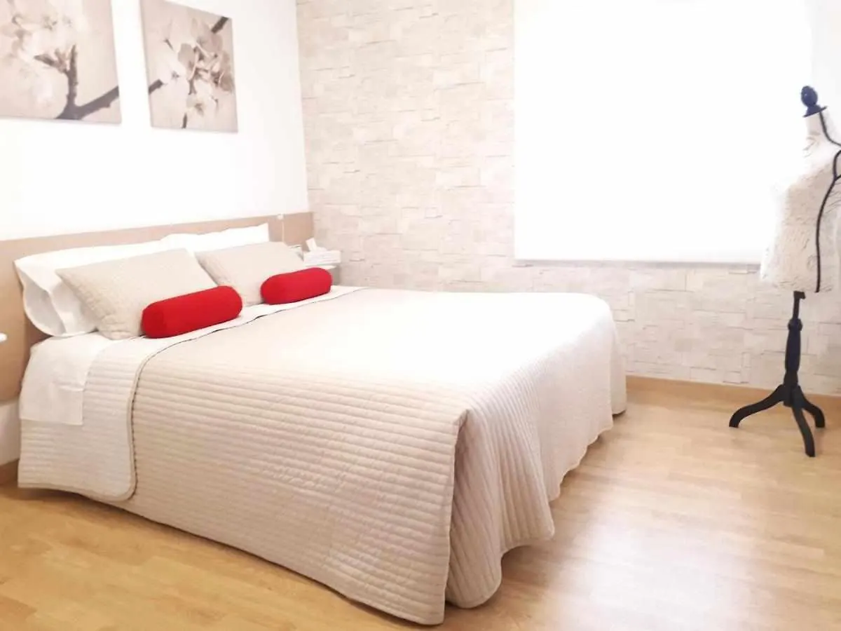 Laura House The Style Airport Bcn Apartment Viladecans